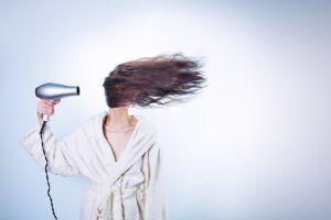 白髪ケアをしながらグレイヘアをSNSで盛れる写真を撮るコツは？