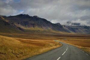 白髪ケアをしながら旅行中に染めるタイミングはいつがベスト？