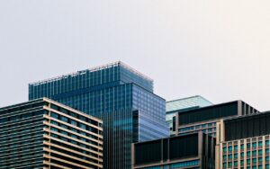 白髪ケアを職場の接客業で自然に行うための規定は？