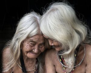 白髪ケアを美容師にオーダーする時、伝わる言い方は？