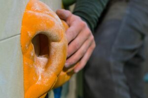白髪ケア初心者向けによくある質問とその答えは？